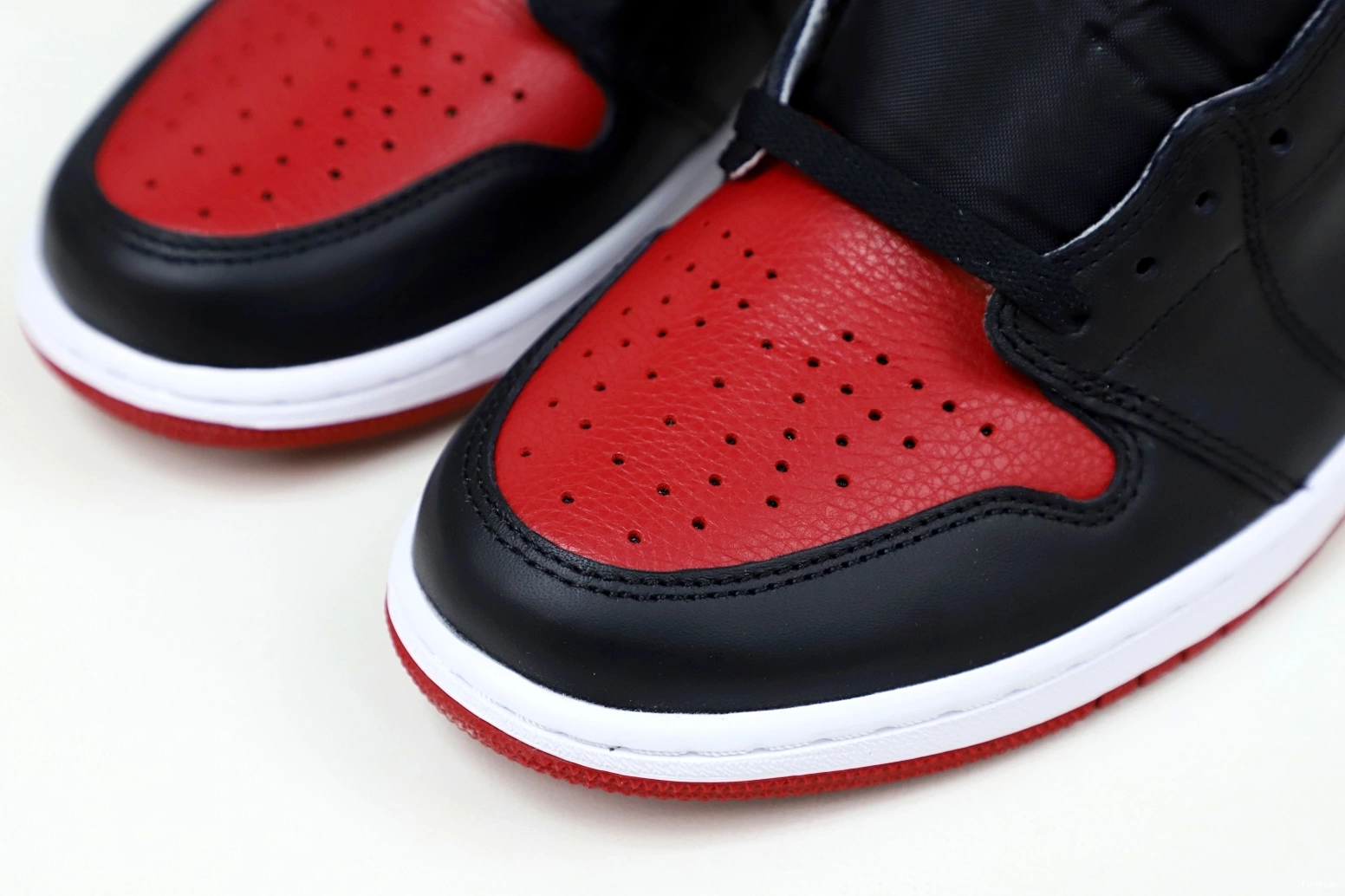 OG RETRO 1 HIGH JORDAN 'BRED' AIR 1001